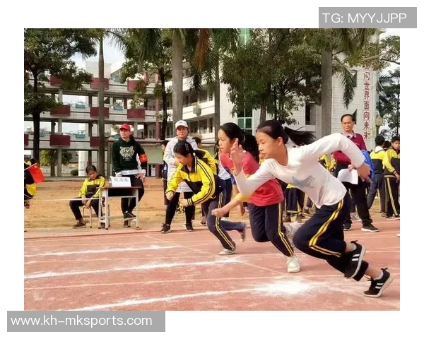 聚焦北京网球队个人能力提升与欧冠足球的竞技精神探讨