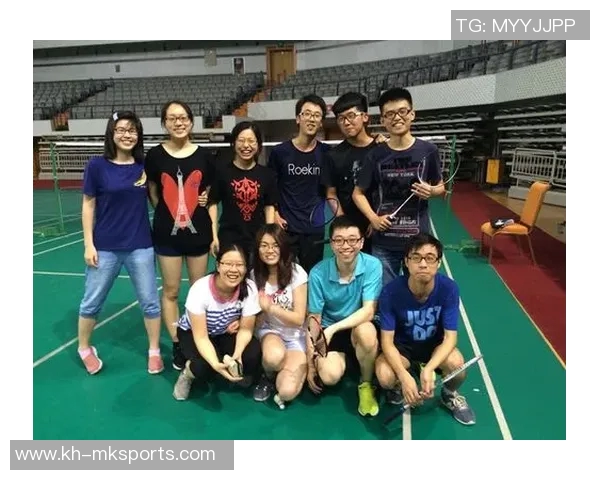 运动最新数据赛后复盘重庆羽毛球队与杭州羽毛球队的精彩对决与经验总结 运动最新数据赛后复盘重庆羽毛球队与杭州羽毛球队的精彩对决与经验总结